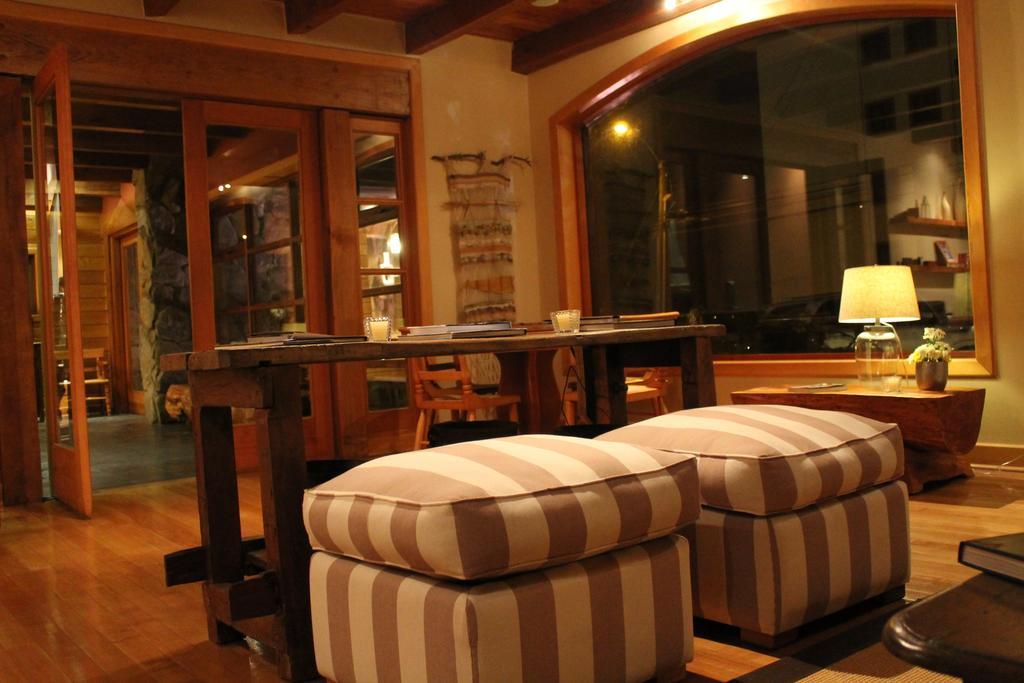 Hotel Puelche 푸에르토바라스 외부 사진